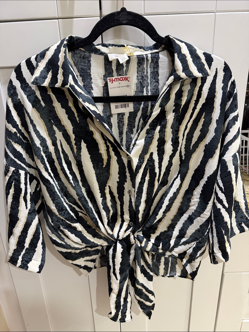 T.J.Maxx Black and White Zebra Tie-Front Button Down Shirt